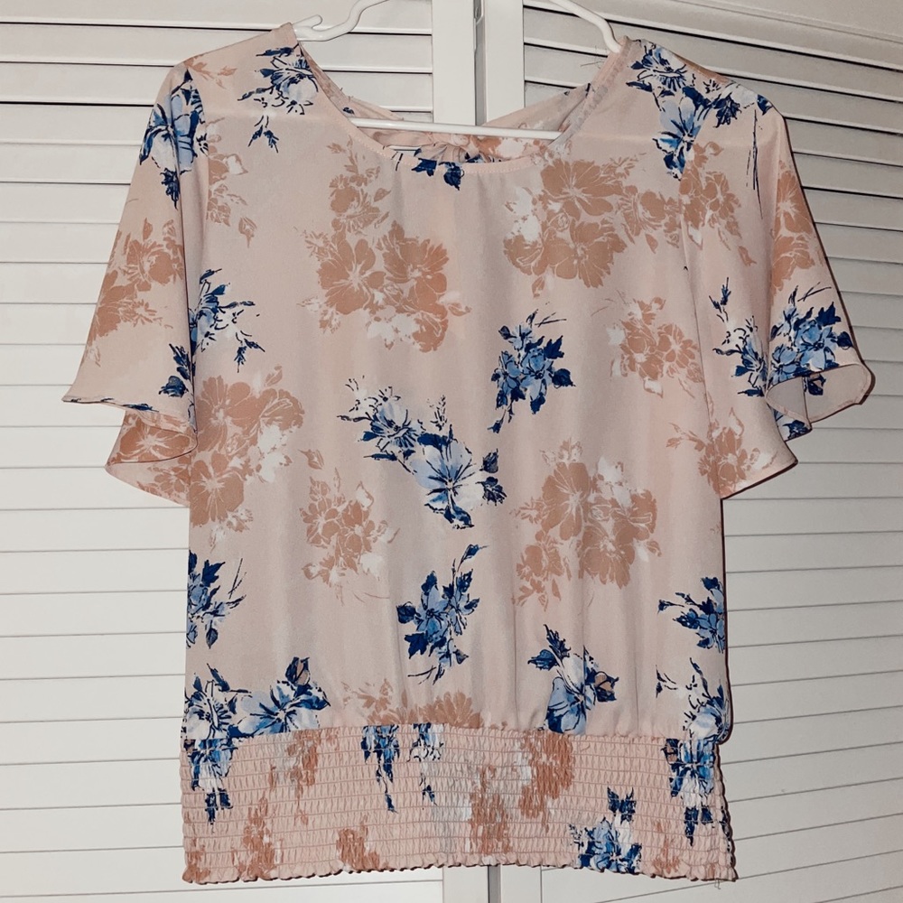 •Cute shirt•